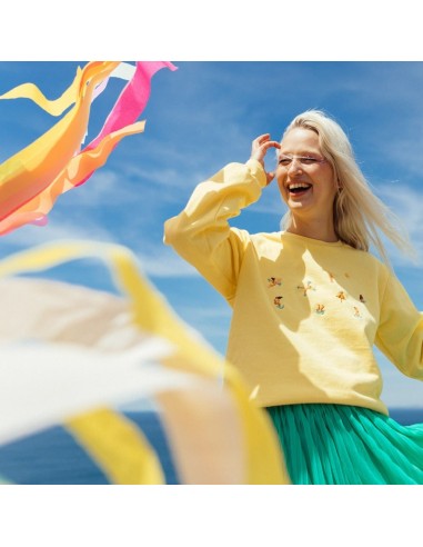 Lundi au Soleil - Sweat jaune pâle brodé mixte "Vamos" suggérées chez